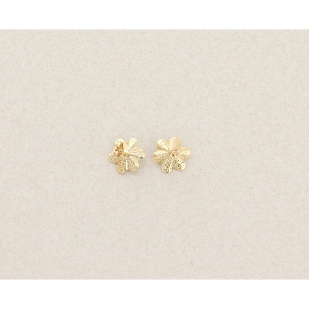 14k Yellow Gold Freshwater Seed Pearl Flower Earrings Stud Post 3/8" - Picture 5 of 7
